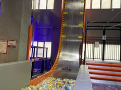 -嗨翻Hi-Fun竞技主题乐园·蹦床亲子生日轰趴(国光1937店)