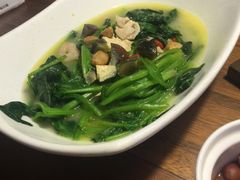 上汤菠菜-新白鹿餐厅(西湖银泰店)