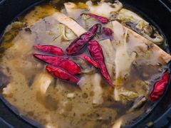 酸菜小鱼-渝是乎酸菜鱼·川渝小炒(新世界百货望京店)