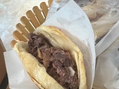 精品型驴肉火烧-闫家驴肉老店(华电一校店)