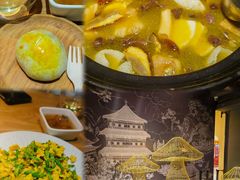 -一朵菌·野生菌探索家火锅(南亚店)