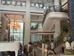 -浅深(世茂滨江精品店)
