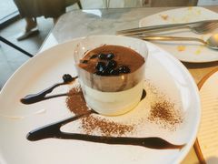 -必胜客(尹山湖歌林公园店)