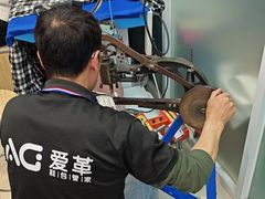 -爱革·洗衣改衣·洗鞋修鞋·洗包修包·奢侈品护理(宝地广场店)