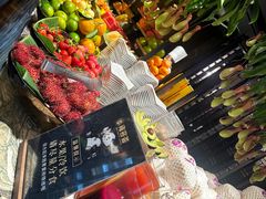 -雍容荟帝王蟹活龙虾展台自助(IFS黑金店)