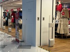 -优衣库(上海虹口龙之梦店)