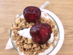 樱桃花式酸奶-Blueglass酸奶(财富购物中心店)