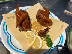 金牌脆皮乳鸽-楼上大排档·顺德菜·粥水·鱼生(苗栗路店)