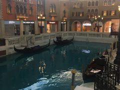 -Charles & Keith(大运河购物中心店)