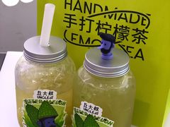 -喜茶(深圳欢乐海岸LAB店)