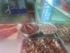 -五指山生态小黄牛(皮皮虾海鲜广场店)