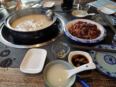 -大匠工房古船木艺术餐厅·猪肚鸡专门店(长白仙岛店)