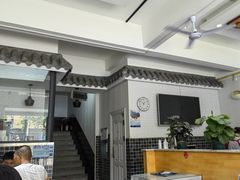 -芳芳餐厅(白沙路店)