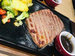 -必胜客(新中纬店)