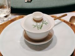 -荷风细雨·中国茶宴(世纪大道店)