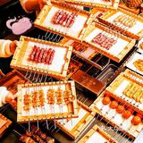 惹怒东北人的“内蒙古烧烤店”，试营业就取不到号