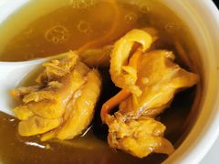 老鸡汤-港澳烧卤馆