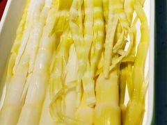 -钢管厂五区小郡肝串串香(奥克斯广场锦城万达店)