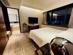 -上海龙之梦万丽酒店