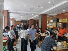 大堂-吾穆勒蓬灰牛肉面·清真(北滨河中路店)