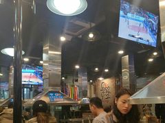 -马路牙子烧烤音乐酒馆(望京店)