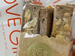 -LOVEGIFT爱礼(八佰伴店)