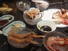 -半岛翡丽海鲜自助餐厅(观风亭店)