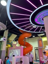 -动力星球家庭亲子游乐中心