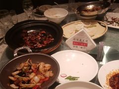 -侬佳蒸菜馆(听潮店)
