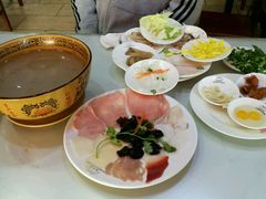 -桥香园云南过桥米线(金马碧鸡店)