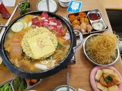 -WOW LUCKY创意韩料(龙阳广场店)