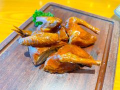 脆皮乳鸽-粤域茶餐厅