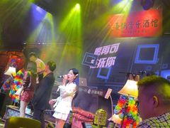 -喜鹊音乐酒馆(西街店)
