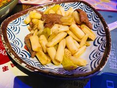 藕尖炒牛肉-拾叁唐Livehouse(佛山禅城店)