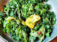 芒果羽衣甘蓝坚果色拉-Wagas沃歌斯(大学路店)