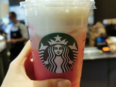 火龙果番石榴茶云乌龙-星巴克臻选(北京太阳宫凯德店)