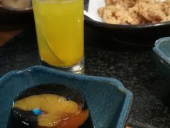 -湊湊火锅·茶憩(南京东路悦荟店)