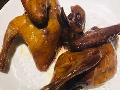 招牌烤乳鸽-石岐佬中山菜馆(张溪店)