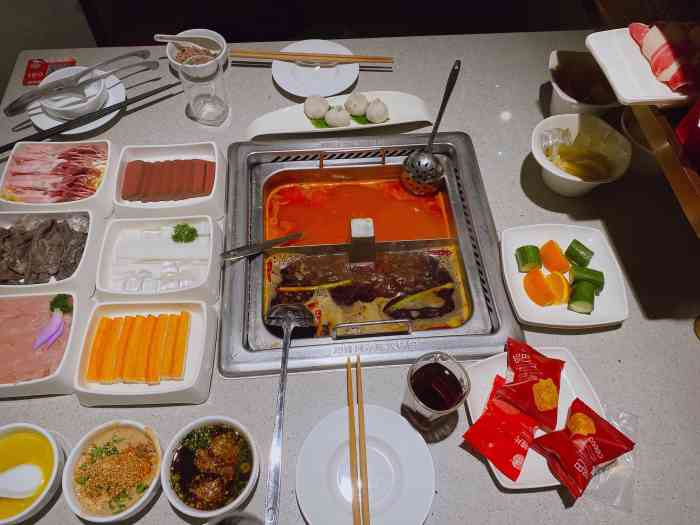 海底捞火锅(伟东乐客城店)-"很久没出来好好吃饭了,出了月子先吃顿肉