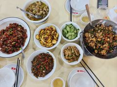 -笨罗卜浏阳菜馆(太平街店)