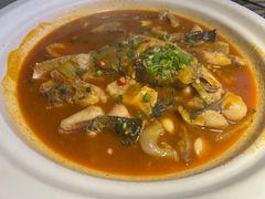 -魏铭鱼头捞饭(晋阳路店)