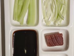 -贝勒爷·酥不腻烤鸭
