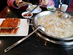 -老来福·非遗酸汤兔(凯旋路店)