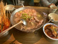 -肖四女乐山跷脚牛肉(南汇大学城生活广场店)