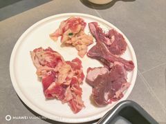 -黑金·寻焰自助百汇(中街店)