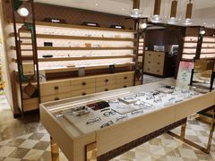 -茂昌眼镜(南京东路店)