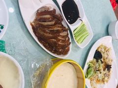 -六和聚传统烤鸭.天津菜(和平店)