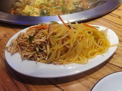 -山河屯铁锅炖鲜鹅·东北菜(开发区一店)