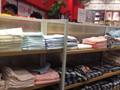 -名创优品(广东东莞东城万达2店)