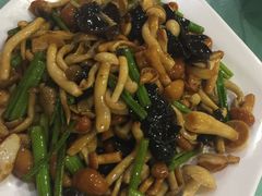 -鲁西南老厨子·特色鲁菜(经一纬五店)